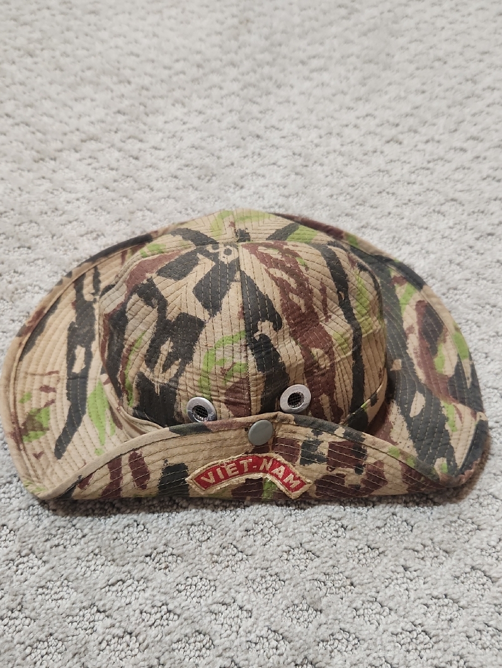 Authentic Vietnam War Memorabilia Camouflage Boonie Hat With Patch 1960s